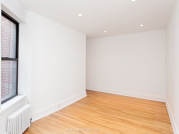 3rd image of 243 E 78th St APT 12