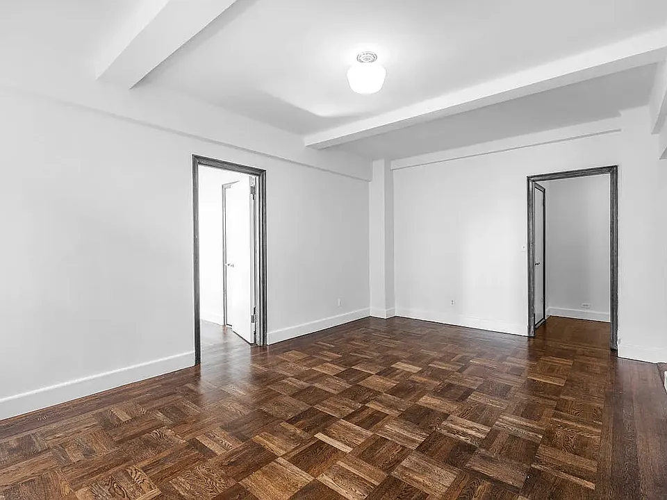 24 5th Ave #1114