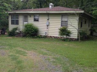 100 Starfield Rd E, Greers Ferry, AR 72067