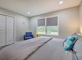 327 Country Place Dr, Tobyhanna, PA