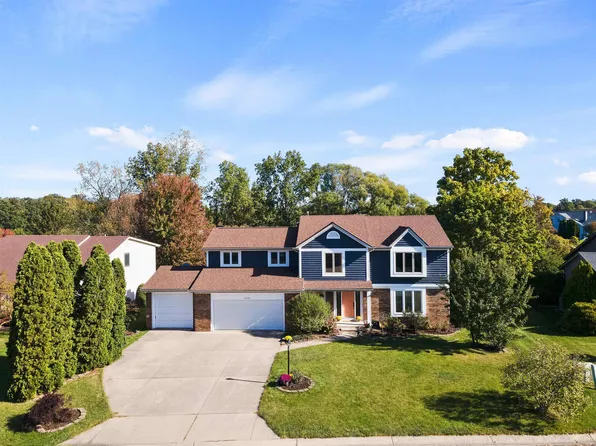 9433 Sail Wind Dr, Fort Wayne, IN 46804