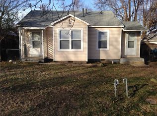 1006 Christian Ave, Springdale, AR 72764