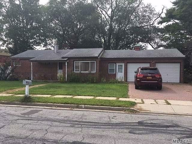 1st image of 19 Carman Blvd