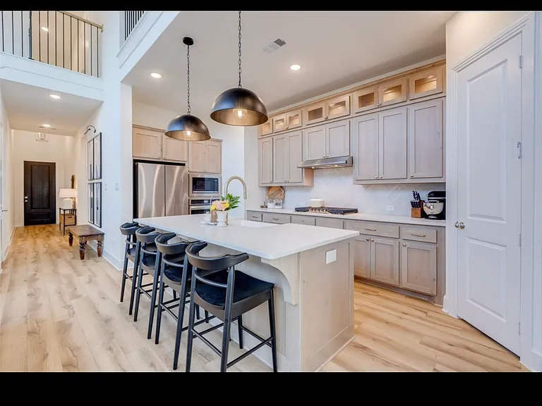 1513 Waxwing Pl — Photo 7
