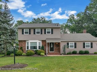 39 Devonshire Ct, Middletown, NJ 07748