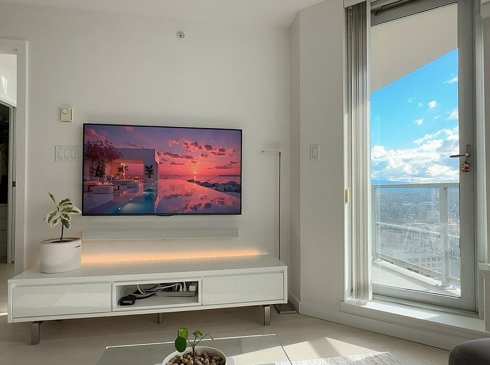 1st image of 610 Granville St #2314