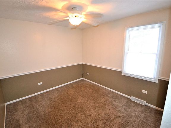 5th image of 11361 W 33rd St