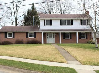 101 Parkridge Dr, Aliquippa, PA 15001