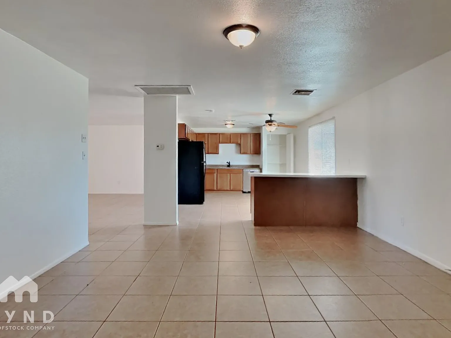 4 bed, 2.0 bath, 1869 sqft, $1,845 — Photo 3