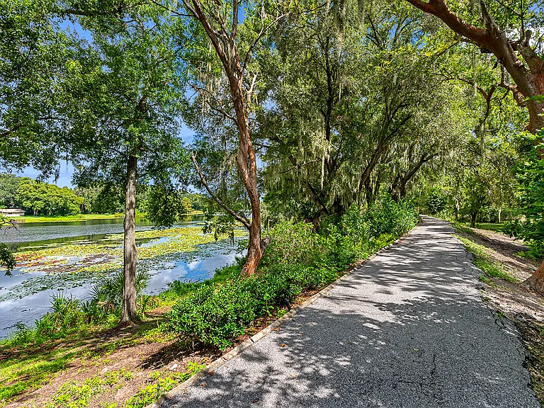 Cortland Mirror Lake — Photo 31