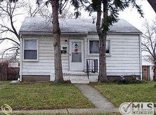 21565 Atlantic Ave, Warren, MI