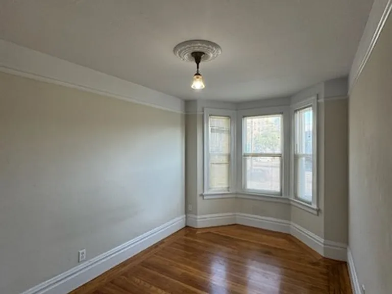 249 Duboce Ave — Photo 3