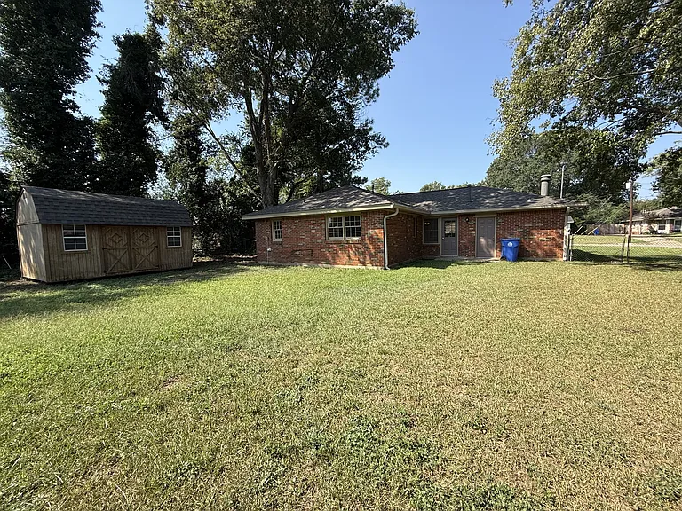 113 Lori Streetprattville — Photo 34