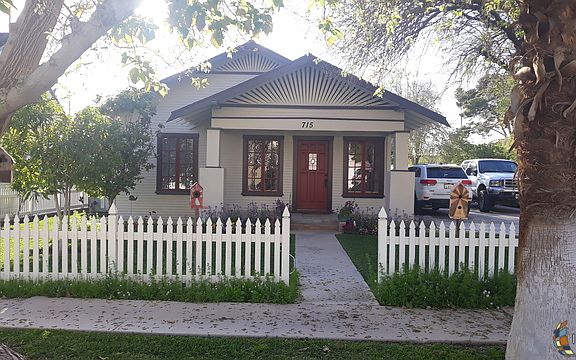 2nd image of 715 Cedar Ave