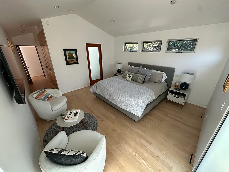 Large master suite, perfect light, seating area, plenty of storage, access to backyard, quiet