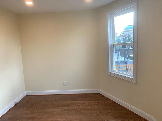 2930 Saint Paul St #3 — Photo 19