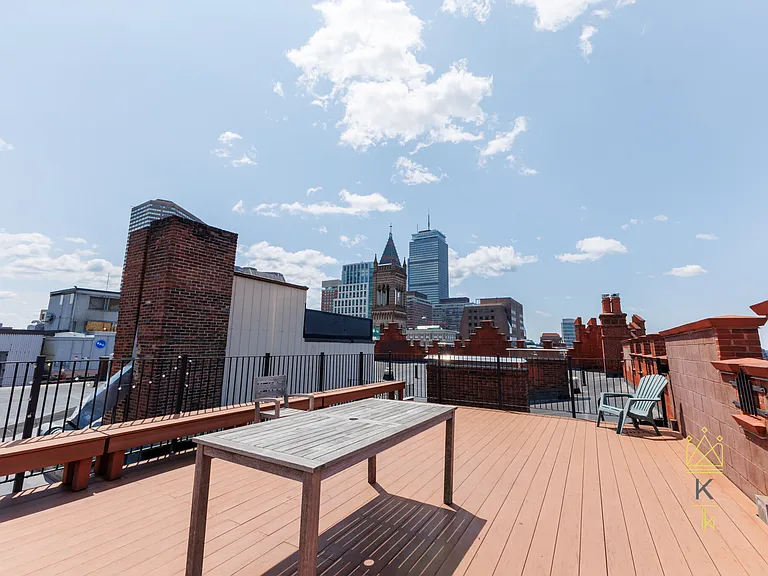271 Dartmouth St #5F — Photo 13