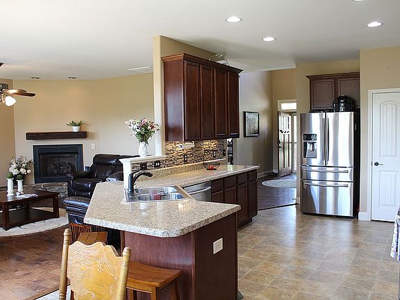 Large Open Concept Kitchen 