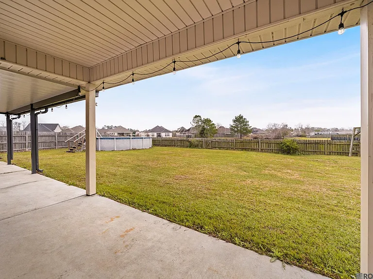 13440 Larch Ct — Photo 20