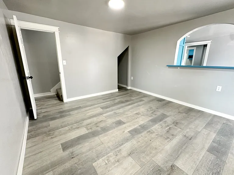 1717 NW Smith Ave — Photo 3