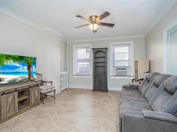 400 Lefferts Avenue image 19 of 40