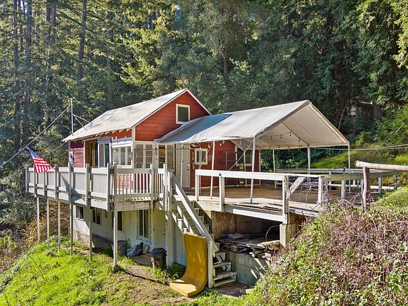 3rd image of 10241 Redwood Dr