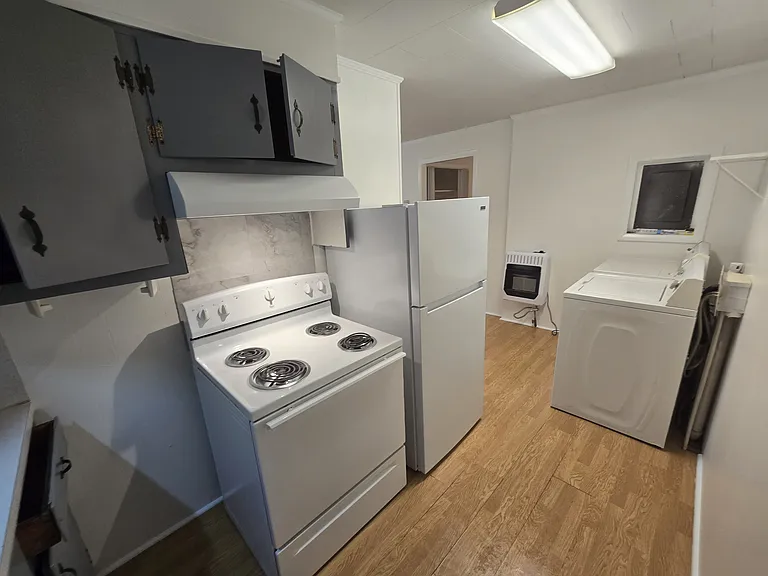 1434 E Broad St #B — Photo 7