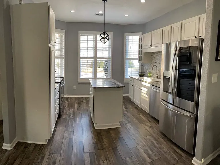 4725 Martinique Ct — Photo 5