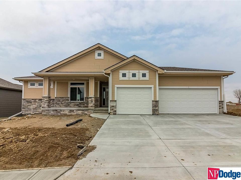 1st image of 5022 N 208th Ave
