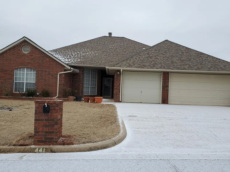 441 Cactus Rd