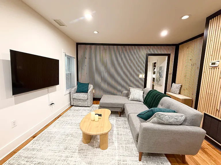2504 E York St #2 — Photo 27