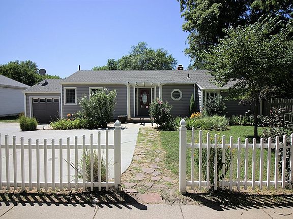 2nd image of 1525 S 48th St