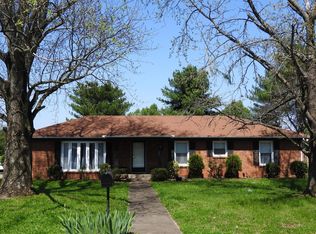 1802 Magnolia Dr, Murfreesboro, TN 37128