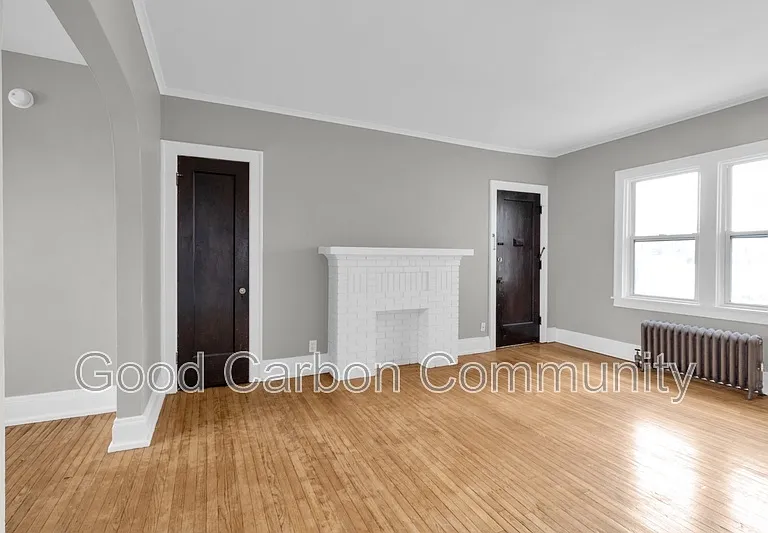 2096 Delaware Ave #7 — Photo 1