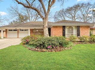 1617 Wavecrest Ln, Houston, TX 77062