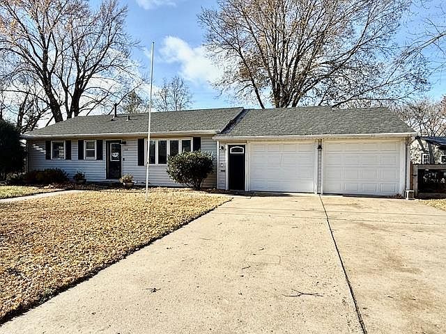 1st image of 108 Schmahl Dr