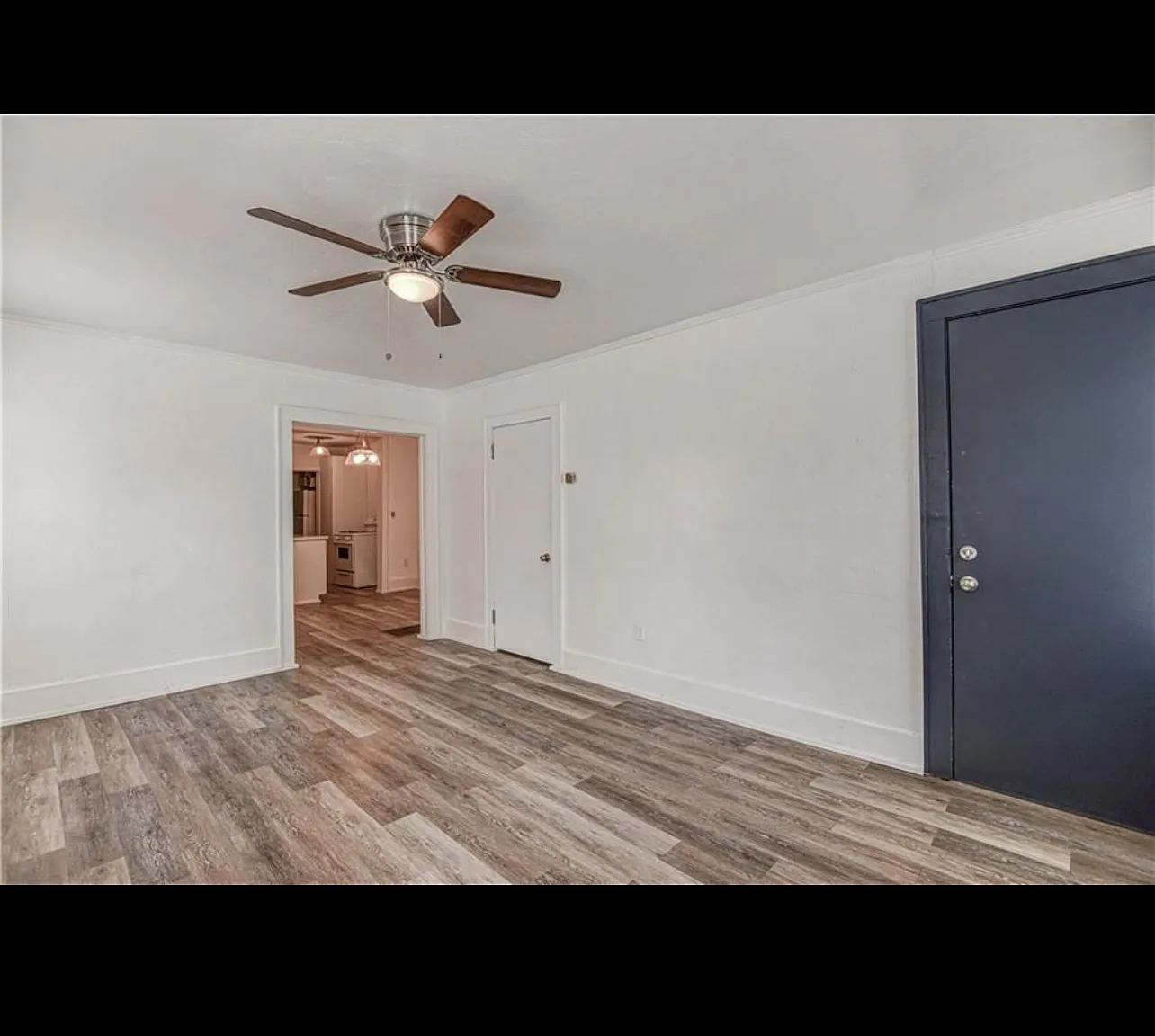 1 bed, 700 sqft, $1,100 — Photo 4