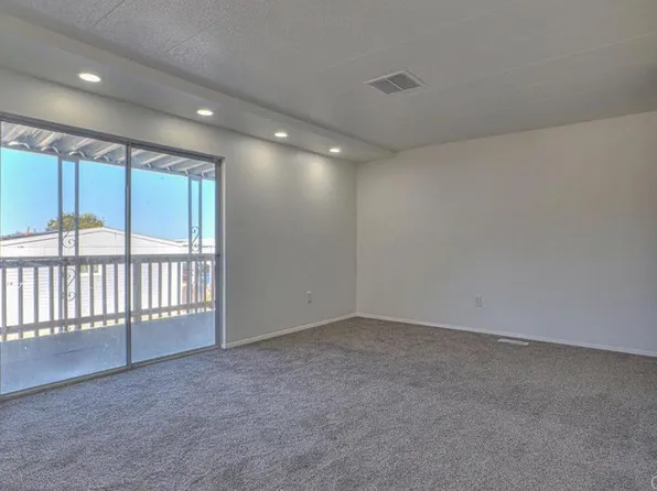 14215 Pecan Park Ln Space 118, El Cajon, CA 92021