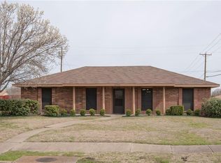 2702 Baylor Dr, Rowlett, TX 75088