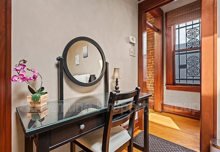 141 W Archer Pl — Photo 17