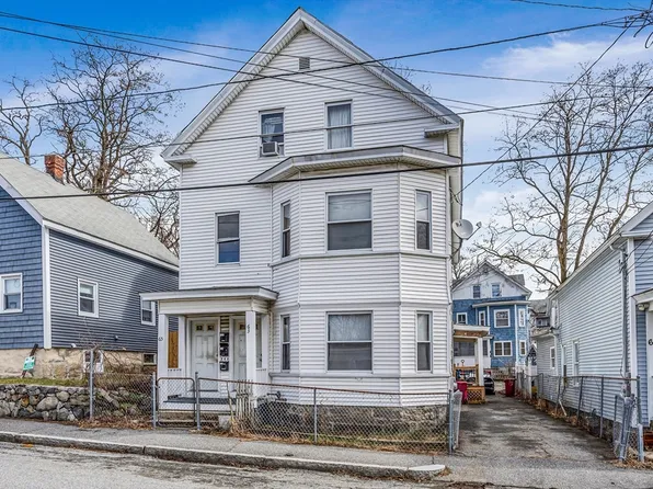 63 Clare St, Lowell, MA 01854