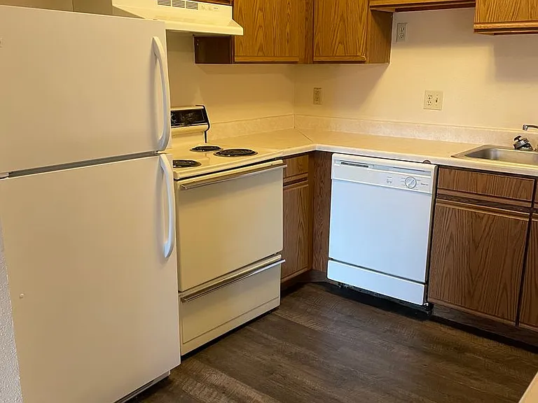 1703 University Dr SE #204 — Photo 27