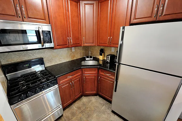 Rented by Corcoran | media 40