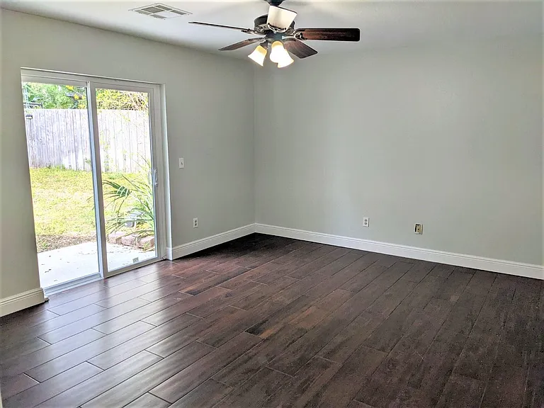 9515 Woodbreeze Blvd — Photo 5