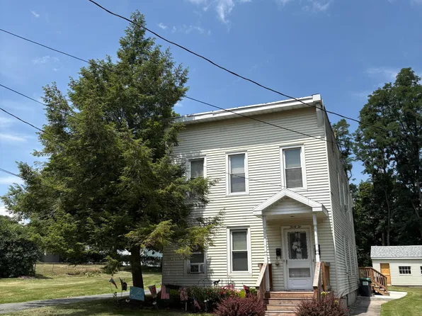 32 Vanderwerken Avenue, Waterford, NY 12188
