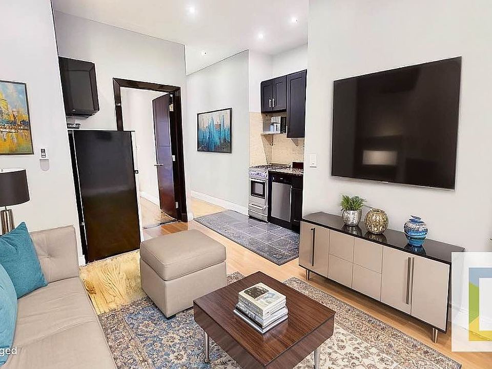 2nd image of 234 E 88th St APT 1D