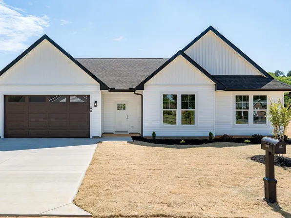 100 Cottage St, Wellford, SC 29385
