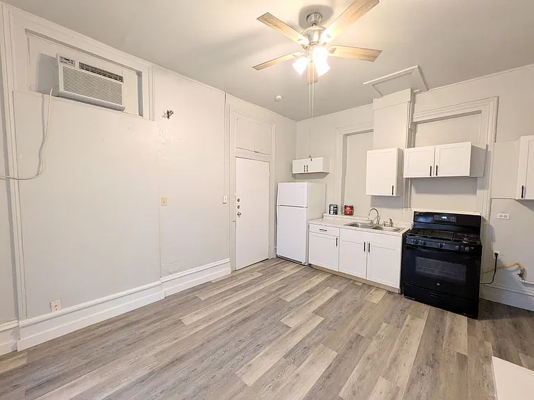 822 E Carson St #7 — Photo 6