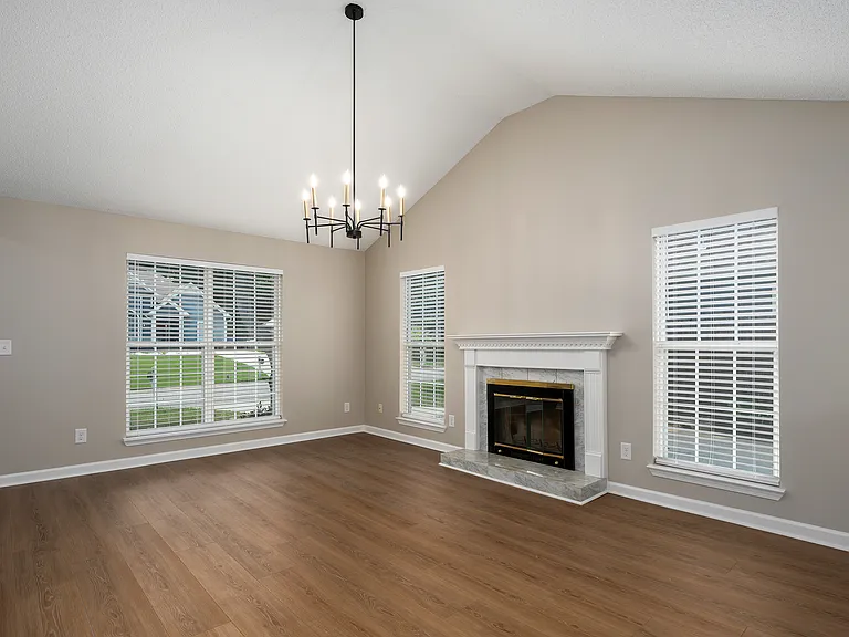 132 King James Ct — Photo 6