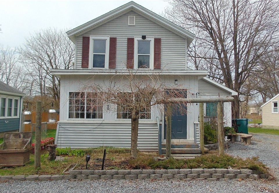 1st image of 11 Reed St